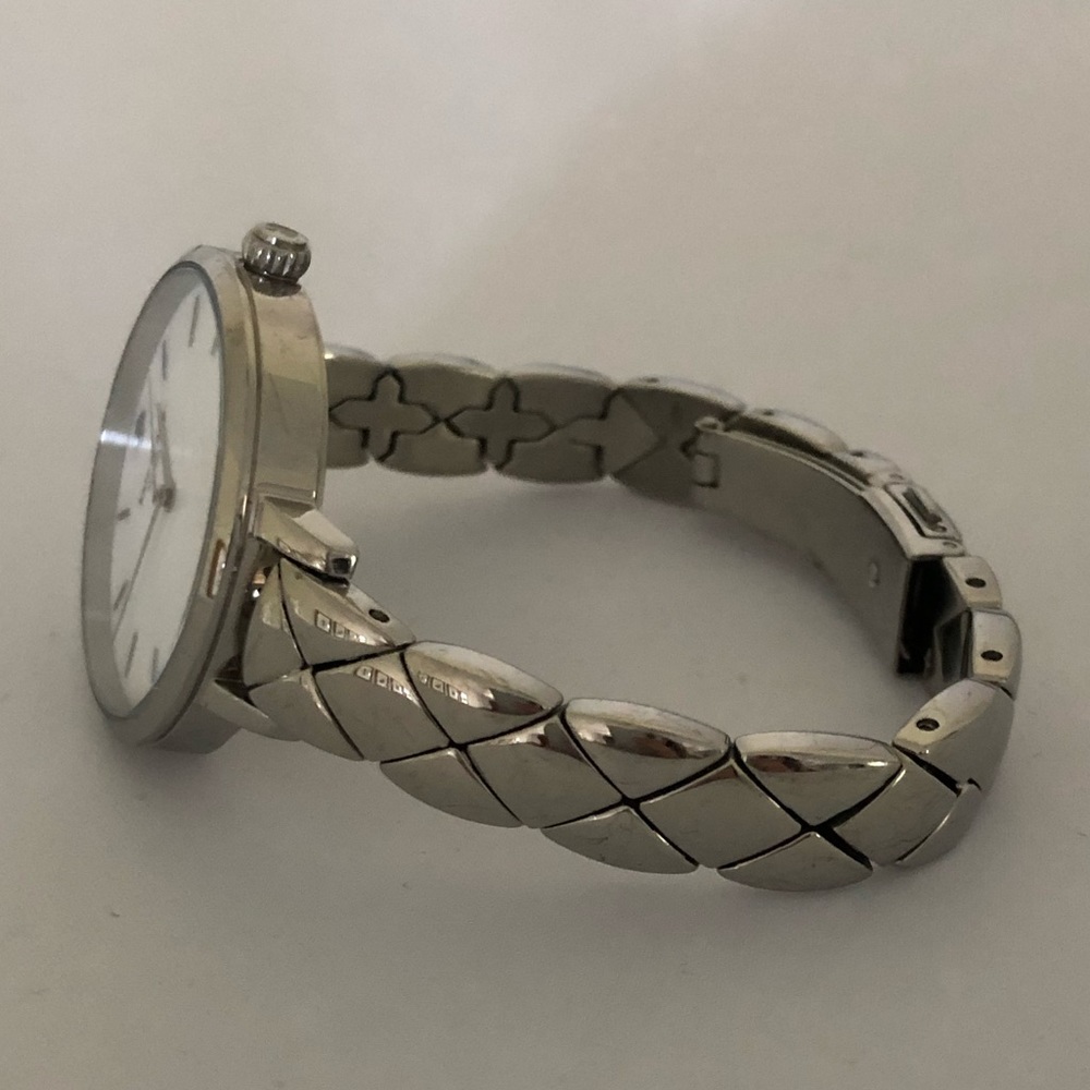 Kate Spade Silver Watch With MOP Face - Picture 4 of 8